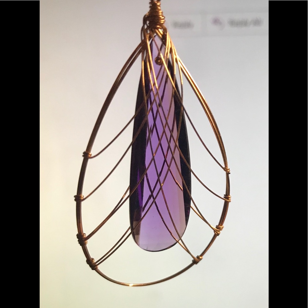 Rose de France Amethyst Earrings in 14K gold